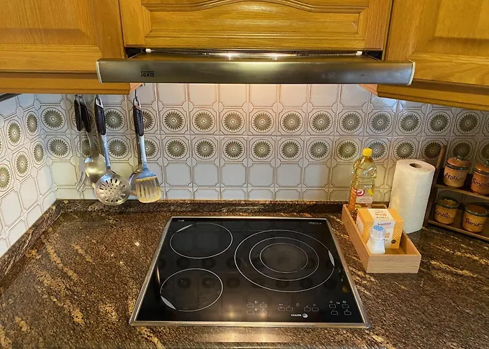 Cozy Apartment In Centre Of Alicante Near Plaza De Toros